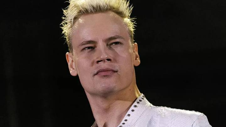 Час назад / Страшная трагедия. Популярный певец SHAMAN покинул этот мир. Мир богатых невест смотреть онлайн