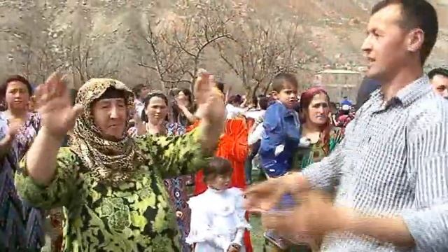 Сипехр Бердиев - Навруз (Зери Хисор) 2016 смотреть онлайн