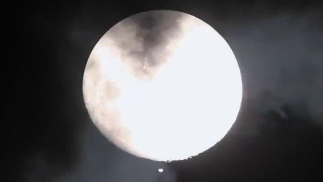 Jupiter Occultation by the Moon on 25 Dec 2012 from Brasilia DF, Brazil смотреть онлайн