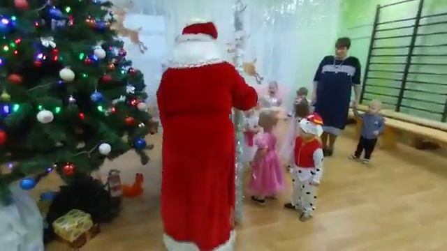 1 младшая новый год-22/23 смотреть онлайн