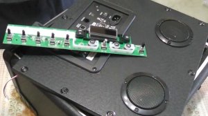 Гитарный комбоусилитель Line 6 Spider замена дисплея часть. 2