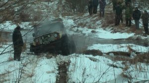 УАЗ на колёсах КФ 97 через речку!