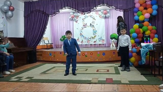 Ади пожелал: «Мамочка хорошего дня, чтобы ты долго жила» ❤️ смотреть онлайн