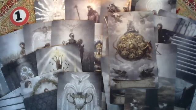 ЧТО У НЕГО НА ДУШЕ... (Общий таро расклад) смотреть онлайн