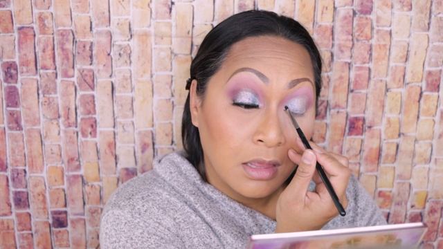 HUDA BEAUTY MERCURY RETROGRADE | Honest Review, First Impression and Swatches  | NOT PR