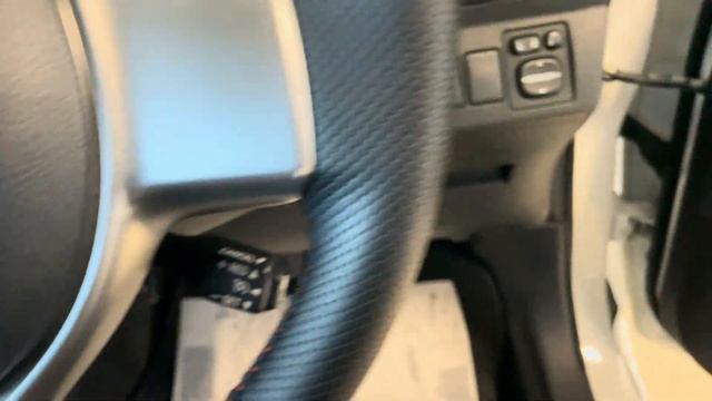 Toyota Ractis, 2010 год смотреть онлайн