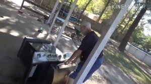 Злой дед сломал газовый гриль