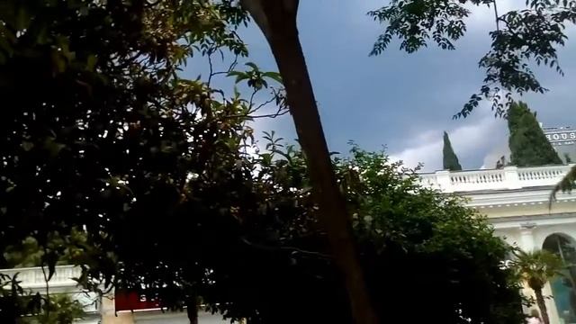 Крым/ Ялта/ июнь/ набережная/ корабль"Херсонес" смотреть онлайн