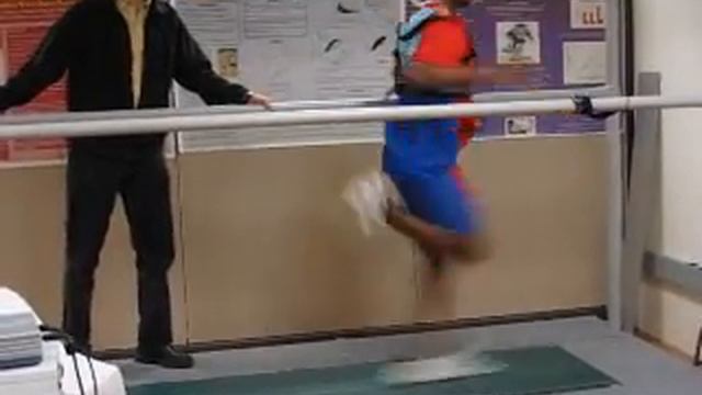 Sprint Test on Treadmill смотреть онлайн