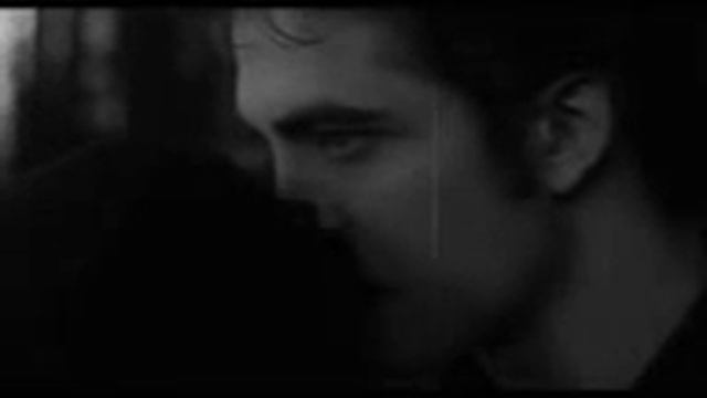 Twilight-Remember Me смотреть онлайн