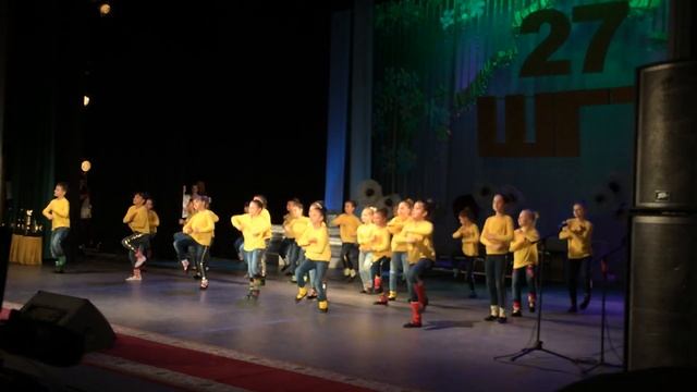 Выступление младших учеников ШГТ смотреть онлайн