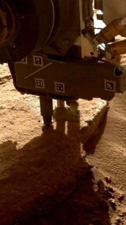 Amazing new video of Mars rover collecting a rock sample 🔥 #shorts