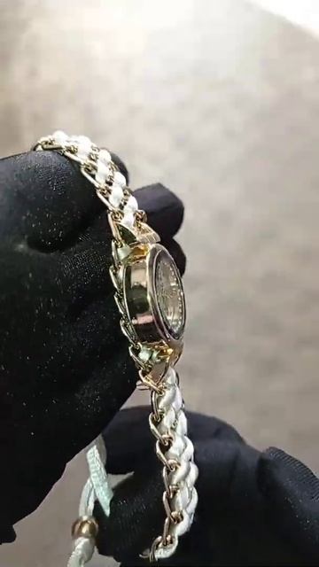 Модные аксессуары 2022/2023 - часы наручные (белые). смотреть онлайн