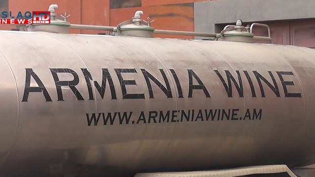 Slaq.am.Արդյունաբերողների և գործարարների միության նախագահի շրջայցը՝ «Armenia Wine»-ում смотреть онлайн