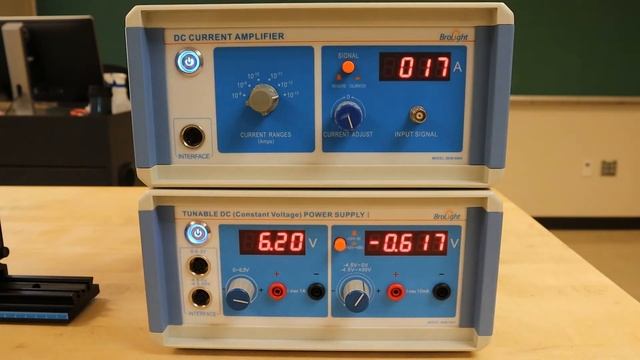 Physics 2, Experiment 10 Lab Video: The Photelectric Effect смотреть онлайн