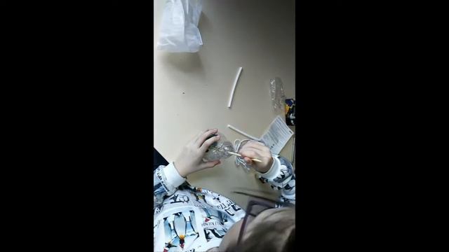 Распаковка и обзор универсальной лампы смотреть онлайн