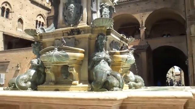 5-Bologna Neptun's Fountain Water смотреть онлайн