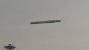 Сигарообразный Корабль Над Россией