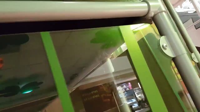 Сюрпризы HAPPY MEALИграем на горкахАлис получила серьги и собралась женитьсяВлог Планета Алис