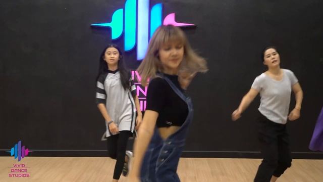 Bruno Mars - Finesse Remix (Cardi B Ver + 60th Grammy Dance Break + Original) Choreography by Nicha смотреть онлайн