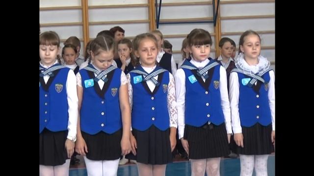 Смотр строя и песни в школе № 24 смотреть онлайн