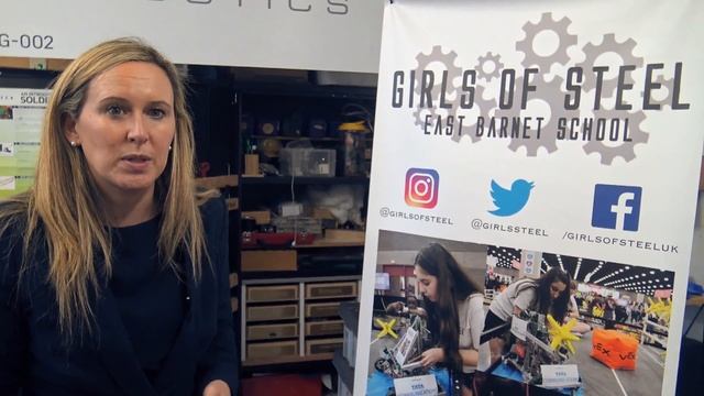 'School in Action' - Headteacher's Tour with Leann Swaine смотреть онлайн