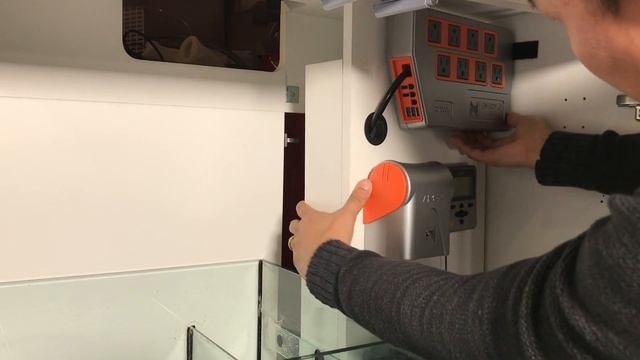 Red Sea Reefer 250 Video 8 - False Wall for Apex Neptune Controller смотреть онлайн