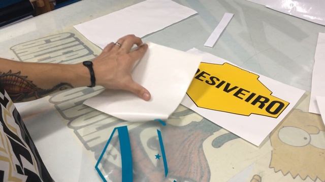 NÃO cometa esse ERRO na MONTAGEM de ADESIVO смотреть онлайн