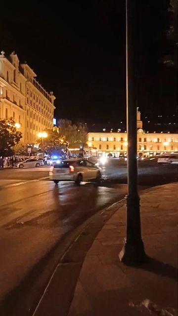 Мир на Земле, мысли вечерние, Тбилиси, Грузия 30 сентября 2022 г смотреть онлайн