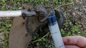 Как смазать редуктор бензотриммера.