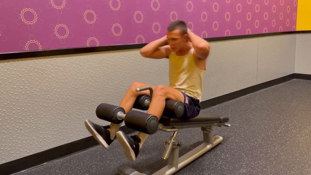 АМЕРИКАНСКИЙ спортзал Planet Fitness обзор смотреть онлайн