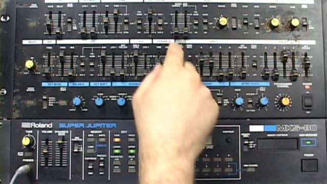 Roland MKS-80 Super Jupiter & MPG-80 Programmer