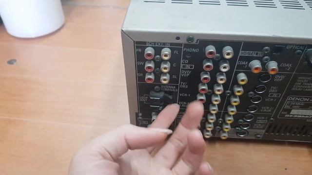Cấp báo 2 ngày nữa em sẽ xả amply denon avr 2700 này vì khách cọc lâu rồi không lấy.lh 0966594581 смотреть онлайн