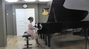 Юна Гурьянова, 9 лет, Три маленькие прелюдии Баха