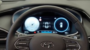 Регулировка положения сидений и использование ремней безопасности