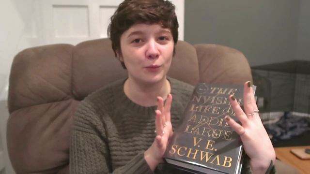 reading the invisible life of addie larue // reading vlog смотреть онлайн