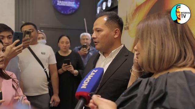 Yulduz Usmonovaga Toshkent Cityda mum haykal ornatildi