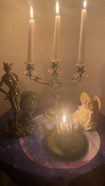 Перед рассветом…🕯 #магия #ритуалы #полнолуние #предсказание #свечи