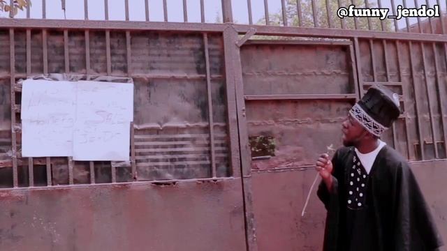 Bad tenant wan sell landlord house use the money pay rent 🤣🤣 смотреть онлайн