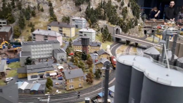 Гранд Макет Россия - вокруг всего макета смотреть онлайн