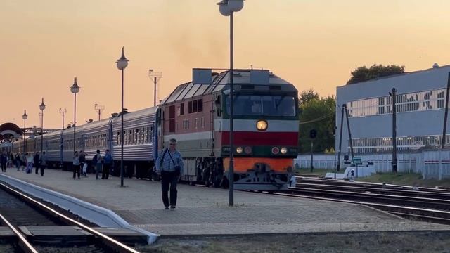 Беларусь ст.Пинск ТЭП70 с пассажирским поездом 🇧🇾