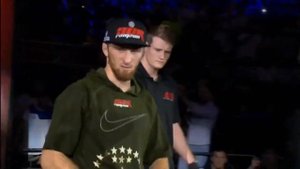 выход на бой Мухамеда Берхамова против Бретта Купера за пояс ACB / 19.08.2017