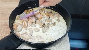 Как приготовить МИДИИ в сливочном соусе. УЖИН.