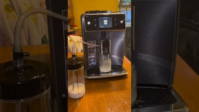 Tutorial: How to make a Cappuccino in 3 Simple Steps with the Saeco Xelsis смотреть онлайн