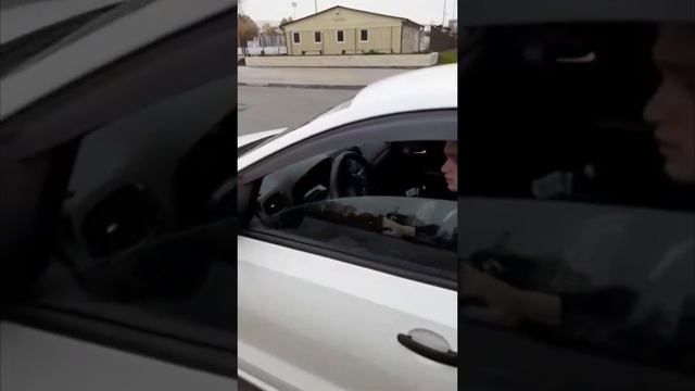 Отзыв об обучении в автошколе Онлайн в Москве. Инструктор Вячеслав Ярков отзыв ученика Андрея смотреть онлайн