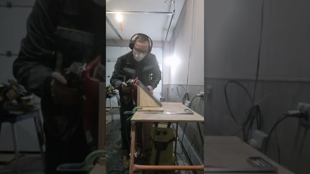 Плиточникам. Упор для работы с плиткой.