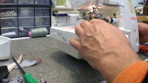 Covern mit Bernina 2500 DCET-Coverlock sewing test