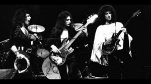 Queen - Funny How Love Is