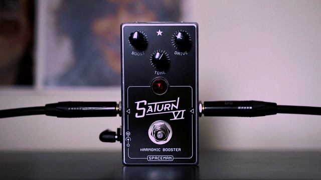 What Is A HARMONIC BOOSTER?! Saturn VI Harmonic Booster - Spaceman Effects Pedal Demo