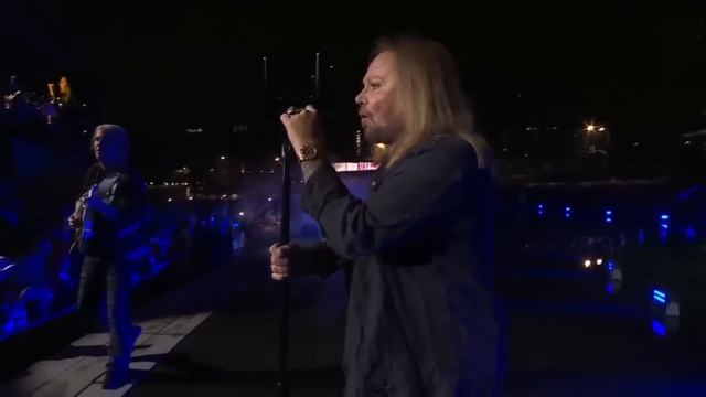 Mötley Crüe LIVE at the NFL Draft 2023 смотреть онлайн